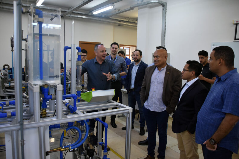 Pronto Pro Trabalho: Vereadores de Campo Grande conhecem laboratórios e metodologia de ensino do Senai