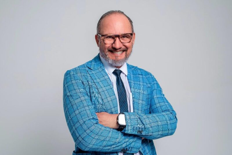 Especialista comenta cirurgia de ex-presidente e fala sobre as dificuldades e complexidades da recuperação