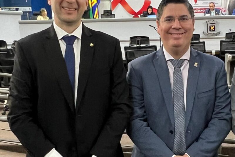 Dr. Victor Rocha convida Desembargador-Geral Pedro Paulo Gasparini para falar na Câmara sobre a importância da Defensoria Pública