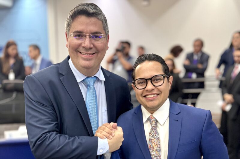 Com apoio unânime, Papy é reeleito presidente da Câmara Municipal; Dr. Victor Rocha destaca unidade e compromisso com Campo Grande