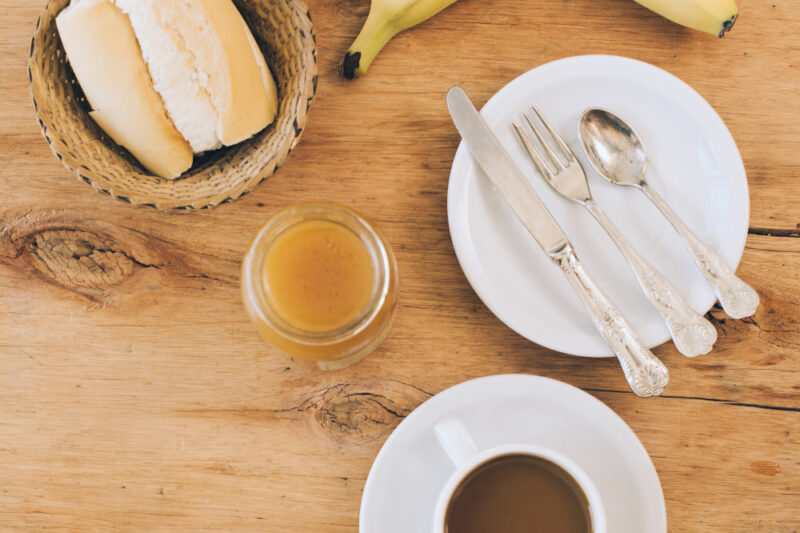 Café da manhã pode ajudar a prevenir doenças cardíacas: veja o que incluir na refeição