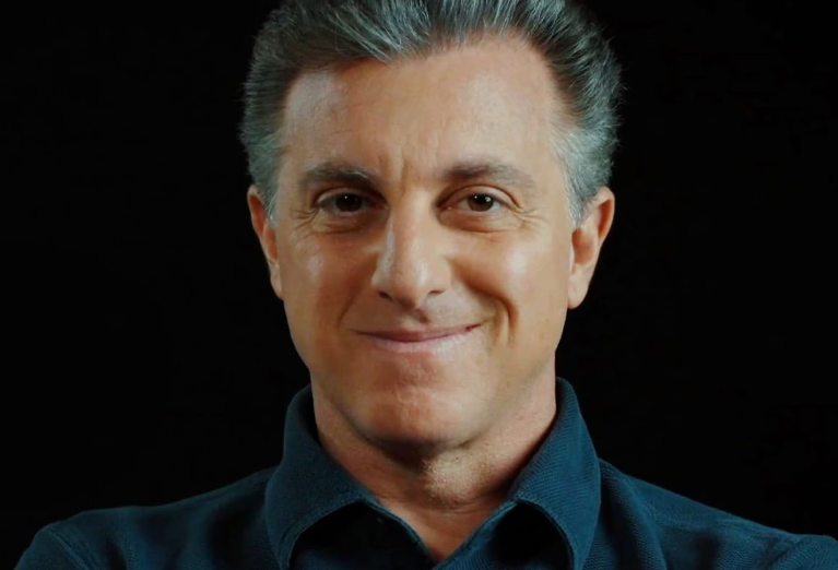 Luciano Huck surpreende com opinião sobre vídeo de Felca