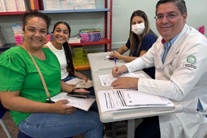 Casa Rosa e Projeto Casa Azul participam de dois mutirões neste sábado (16): Vila Popular e Tijuca 2