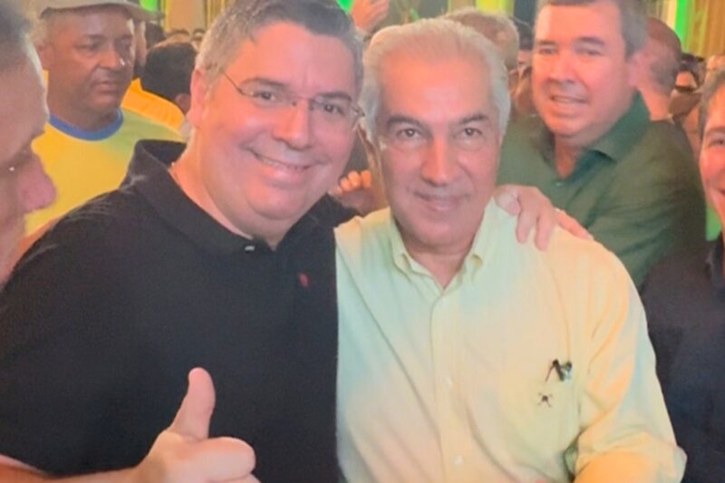 Dr. Victor Rocha participa de ato de filiação de Reinaldo Azambuja, que reforça cenário político em MS