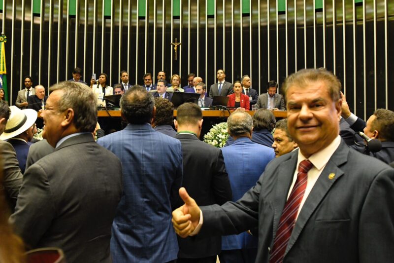 Senador Nelsinho Trad conquista R$ 4,5 milhões para municípios de Mato Grosso do Sul