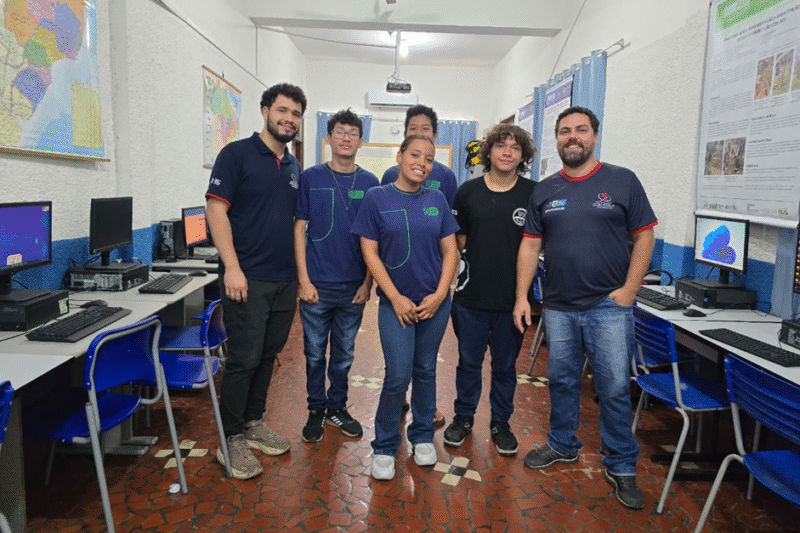 Projeto semifinalista do Solve for Tomorrow previne acidente com animais em rodovia federal no pantanal