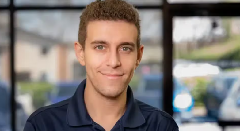 Morre Daniel Naroditsky, o mestre de xadrez dos EUA, aos 29 anos