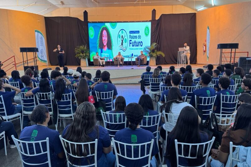 Feira conecta mais de mil estudantes de Bataguassu ao mercado de trabalho