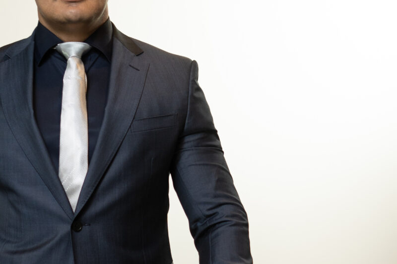 Ações trabalhistas por burnout crescem 14,5% em 2025 e reforçam alerta jurídico às empresas