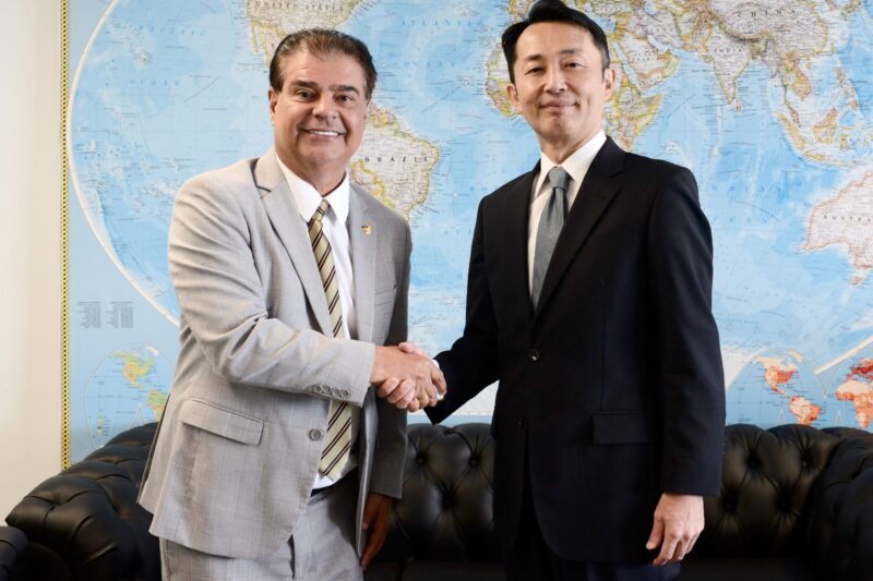 Senador Nelsinho Trad é o primeiro parlamentar de MS a receber o Diploma de Honra ao Mérito dos Negócios Estrangeiros do Japão