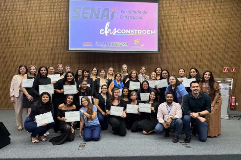 Senai forma primeira turma do Brasil do projeto Elas Constroem