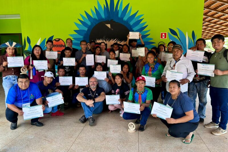 Formação ‘vira a chave’ em aldeia e indígenas de MS lucram mais de 2 mil reais em uma semana de trabalho