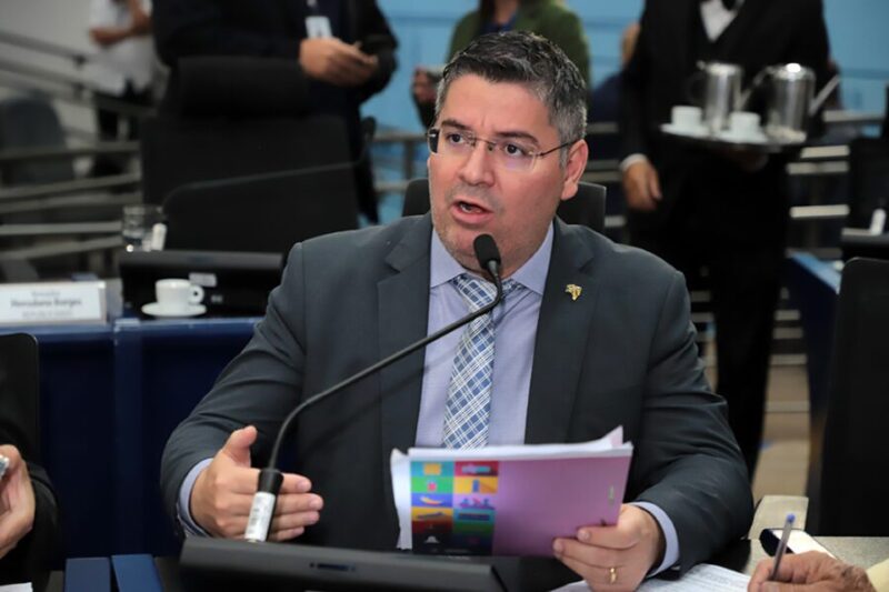 Projeto de Lei do Dr. Victor Rocha que institui o Dia da Segurança Privada é aprovado em única discussão na Câmara de Campo Grande