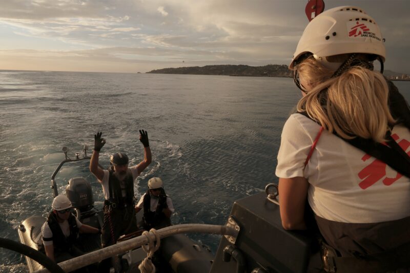 Médicos Sem Fronteiras retoma operações de busca e salvamento no Mediterrâneo Central