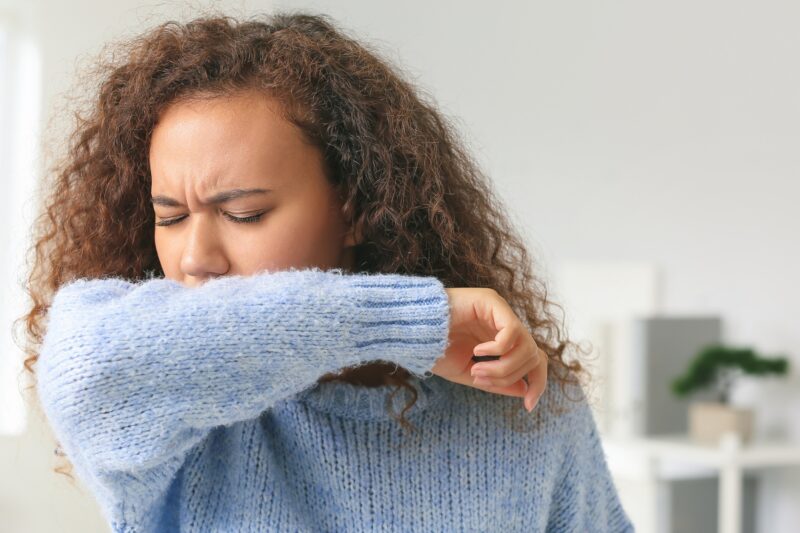 Perigo invisível: ar nas residências pode ser cinco vezes mais poluído que na rua