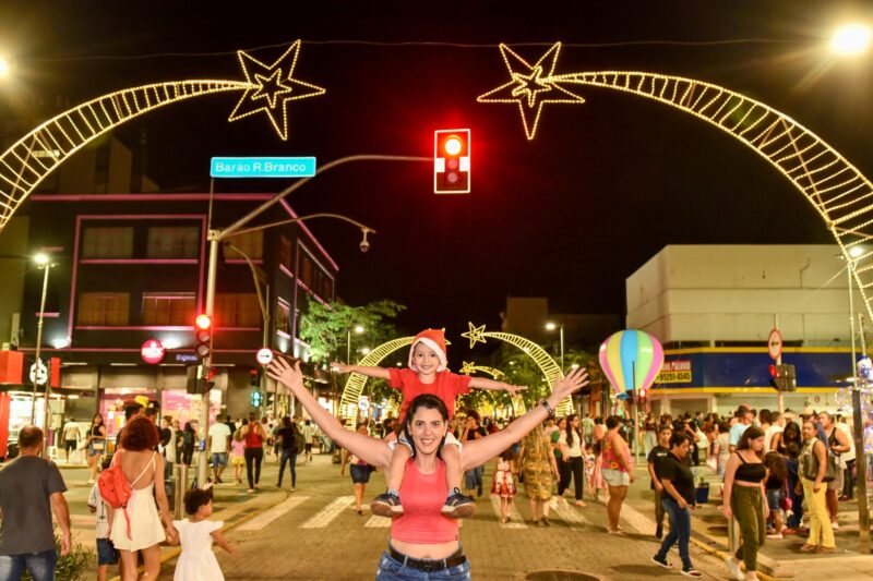 Natal dos Sonhos terá shows nacionais, circo na praça e sorteio de apartamentos