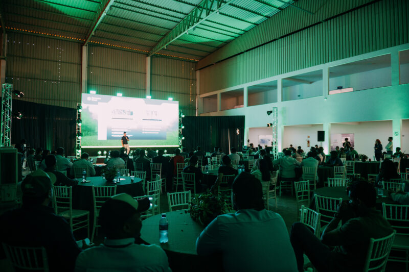 2º Workshop Rovensa Next de Tecnologia de Aplicação leva inovações de Inteligência Artificial na pulverização agrícola para produtores do oeste baiano