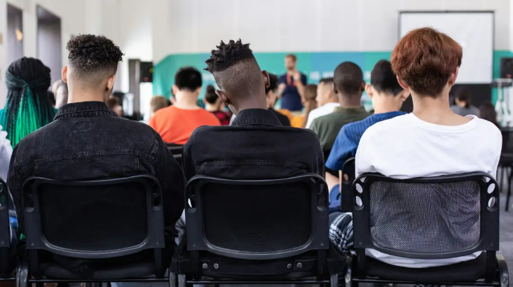 Pé-de-Meia: alunos nascidos em novembro e dezembro recebem 9ª parcela nesta segunda-feira