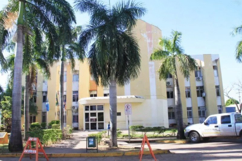 Corumbá reduz horário de expediente a partir desta segunda-feira