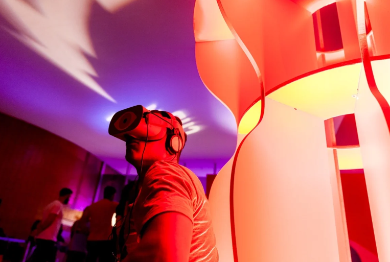 Festival Curta Brasília reúne mais de 120 filmes e aposta em experiências imersivas com realidade virtual