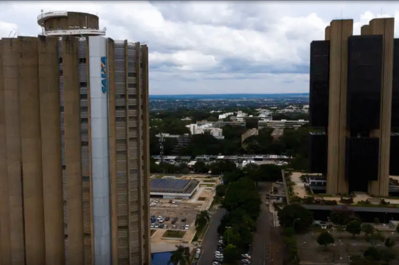 Concurso da CAIXA atrai quase 78 mil candidatos para vagas de nível superior