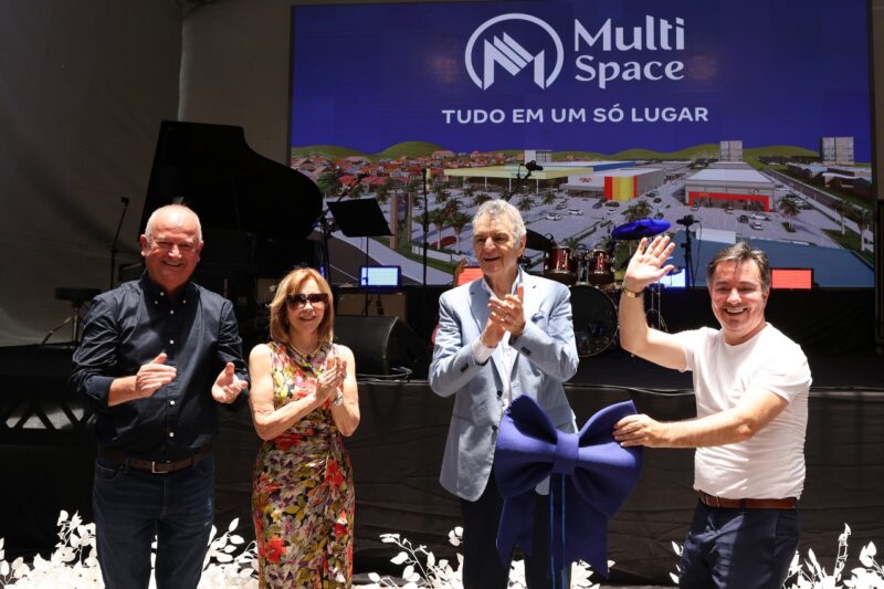 Araquari celebra inauguração de seu primeiro shopping com espetáculo de Natal e público de 5 mil pessoas