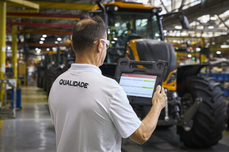 IA acelera manufatura e reduz em 90% o tempo de análise técnica na produção de máquinas agrícolas da AGCO