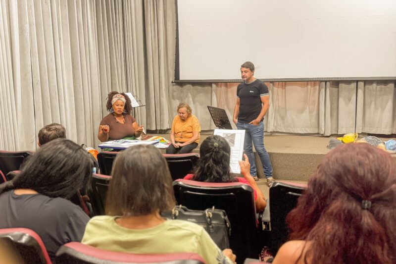 Oficina transforma participantes e celebra encerramento com roda de histórias