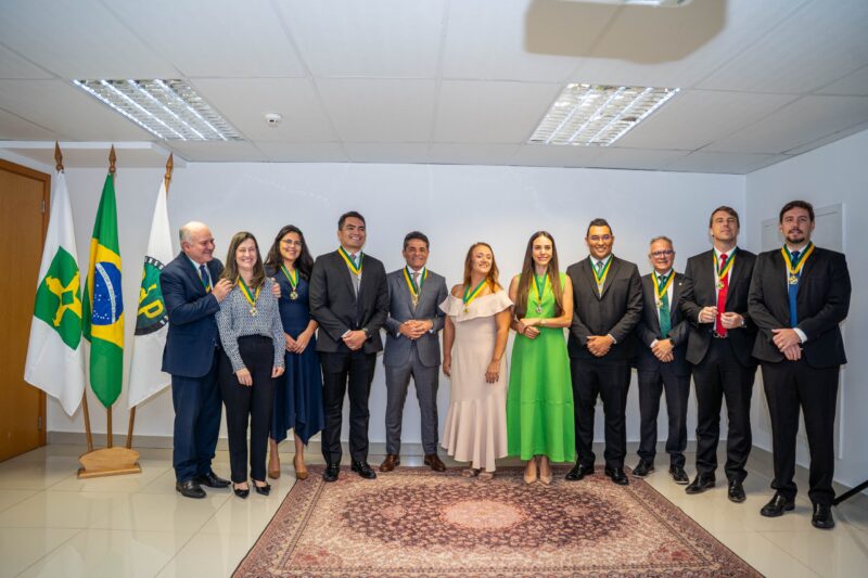 DF entrega medalhas a personalidades que fortalecem direitos humanos e atuação da Defensoria Pública