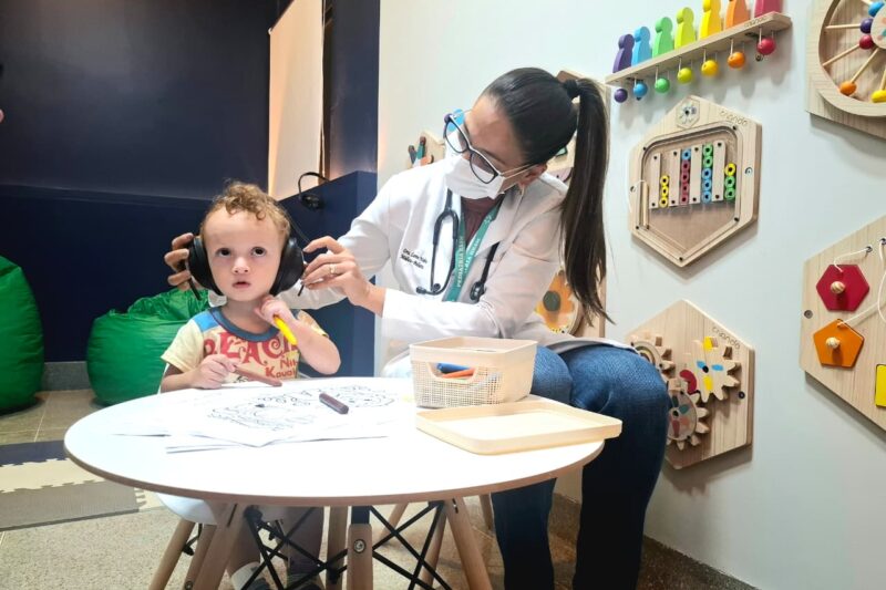 Sala odontológica do Hospital de Santa Maria se torna referência em inclusão no DF