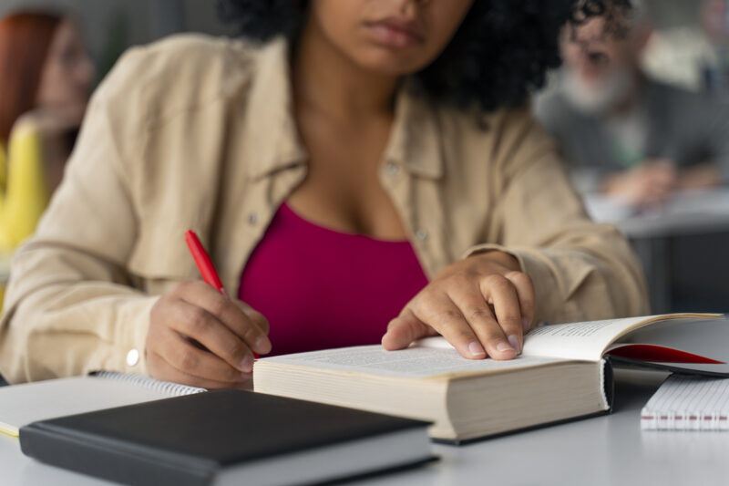 Senai abre 40 bolsas integrais em MS para cursos de graduação; inscrições vão até 22 de janeiro