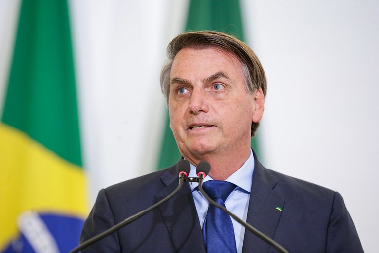 Diretor de filme sobre Bolsonaro fala pela primeira vez e promete “retrato honesto” do ex-presidente