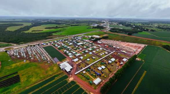 FMC abre calendário de eventos agrícolas na Dinetec com inovações para soja e milho