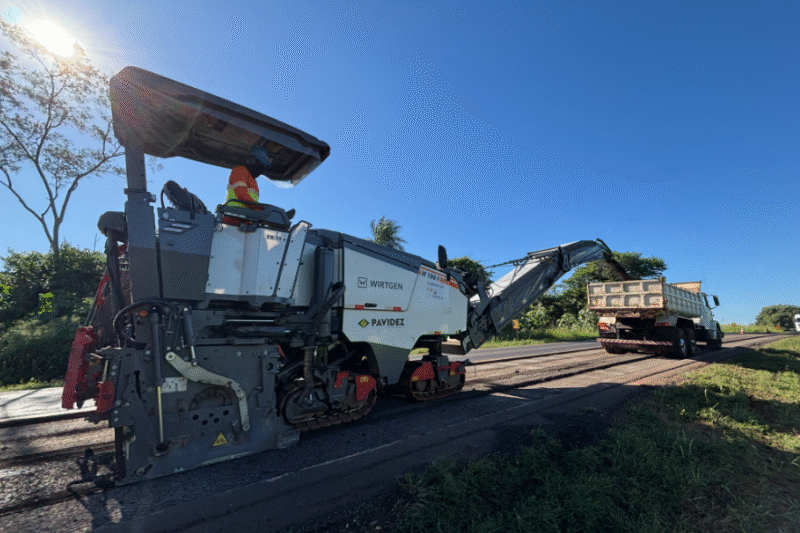 Motiva Pantanal mantém obras de conservação e ampliação da BR-163/MS nesta terça-feira (13); confira os trechos com pare-e-siga
