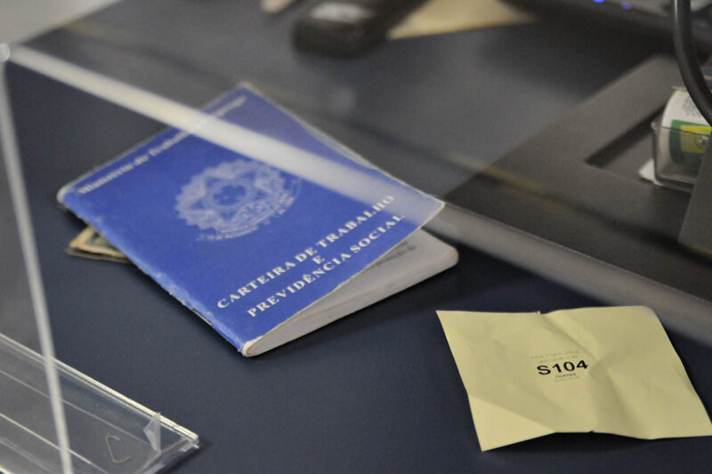 Agências do Trabalhador do DF encerram a semana com 489 vagas abertas nesta sexta-feira