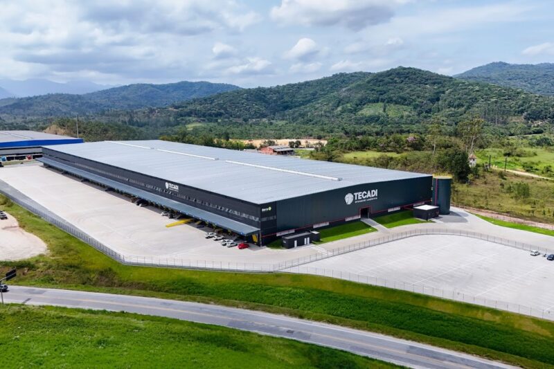 TECADI inaugura hub logístico de alto padrão em SC e amplia integração com o Porto de Itapoá