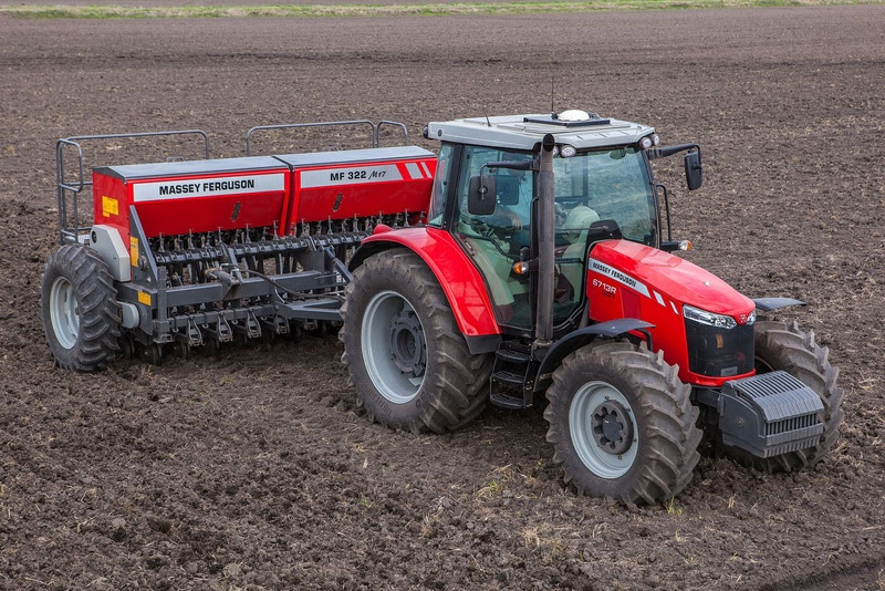 Mecanização adaptada eleva eficiência no arroz irrigado brasileiro