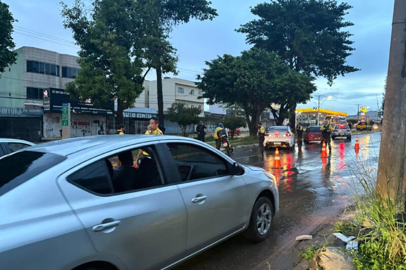Fim de semana registra mais de 200 infrações de trânsito no DF