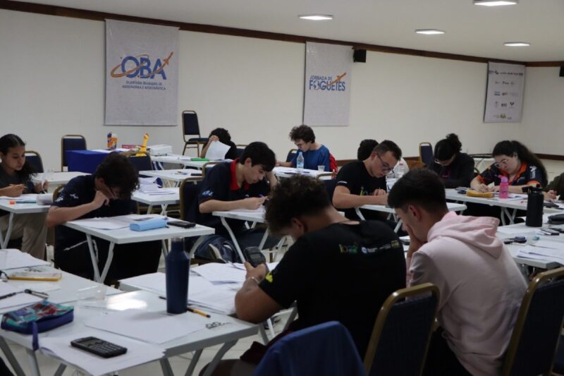 150 estudantes disputam vaga para representar o Brasil em olimpíadas internacionais de astronomia