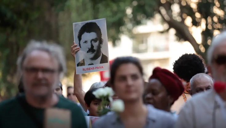 Caminhada do Silêncio reúne centenas em São Paulo e denuncia violência do Estado