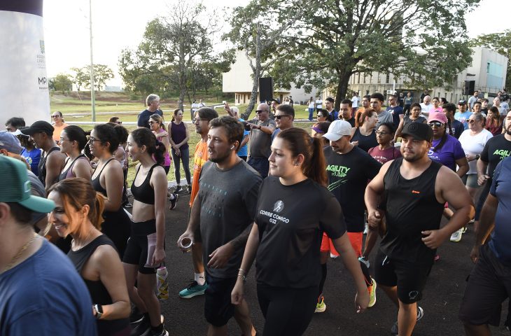 Governo de MS lança Corrida dos Poderes e inicia campanha do agasalho “Seu Abraço Aquece”