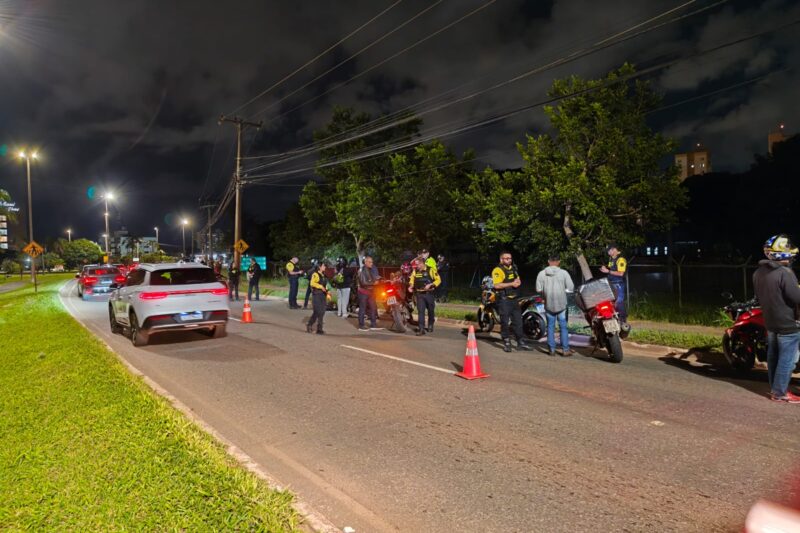 Operação Sossego flagra irregularidades e autua 15 motociclistas em Samambaia