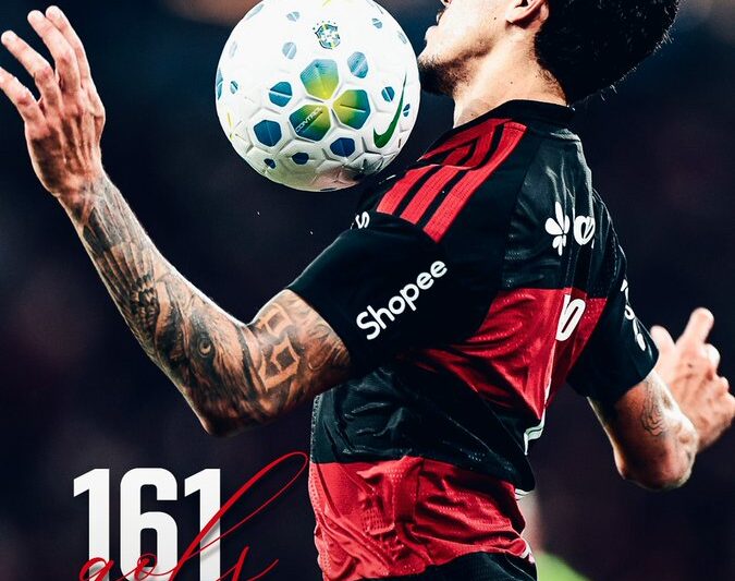 Flamengo reage no segundo tempo, vira sobre o Santos e encosta no G4 do Brasileirão