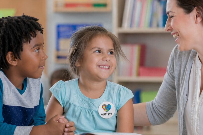 Autismo ganha espaço em novela da Globo e expõe desafios da inclusão nas escolas públicas