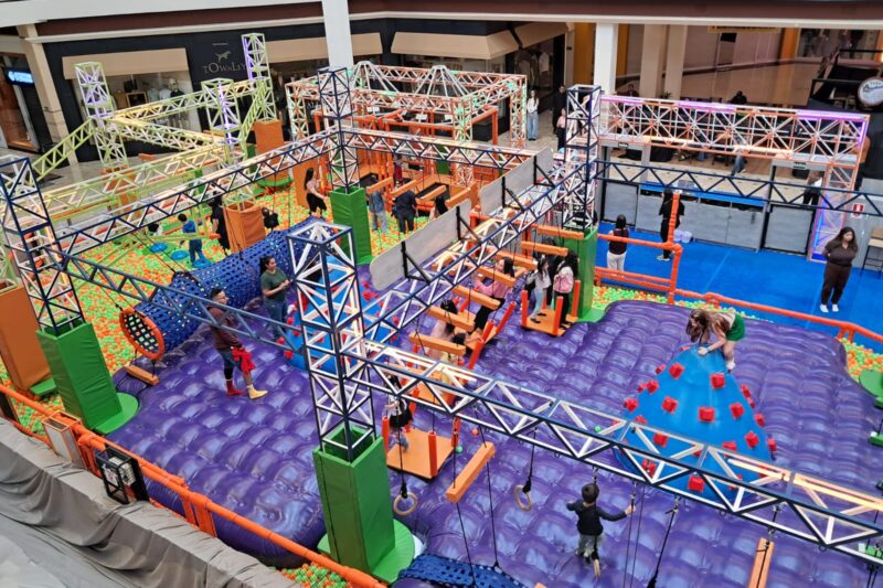 Último fim de semana de maio tem exposição gratuita, cinema, parque infantil e troca de figurinhas no Shopping Campo Grande