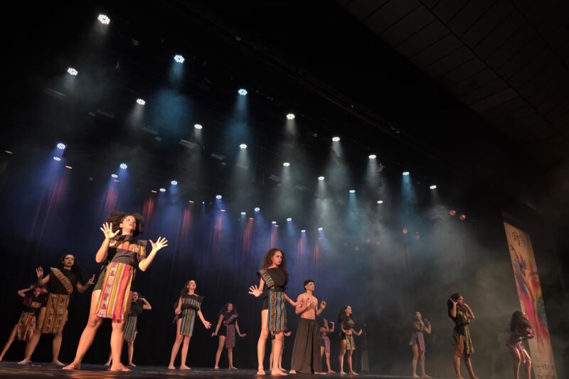 Moinho Cultural conquista títulos, indicações e bolsa de estudos em festival internacional de dança