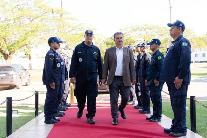 Nelsinho Trad cumpre agenda em Ladário, visita unidades da Marinha e reforça investimentos no Pantanal