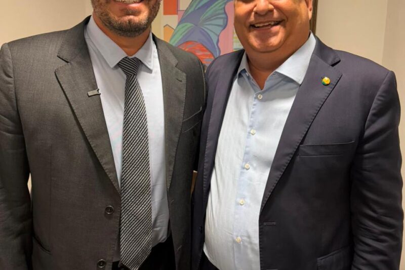 Contar elogia vice de Flávio Bolsonaro e diz que escolha fortalece chapa presidencial