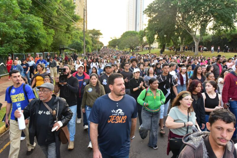 Capitão Contar participa de Marcha para Jesus e reforça defesa da família e dos valores cristãos