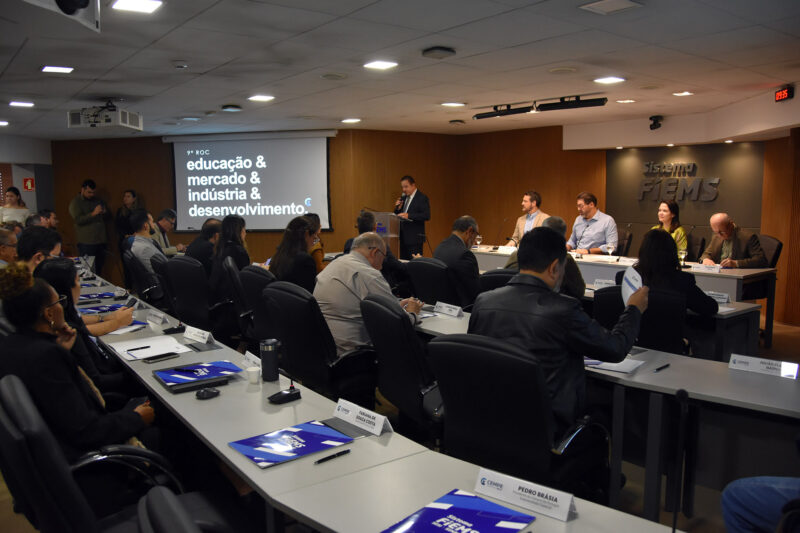 Artigos sobre Cempe e microcertificações de MS são aprovados em congresso internacional